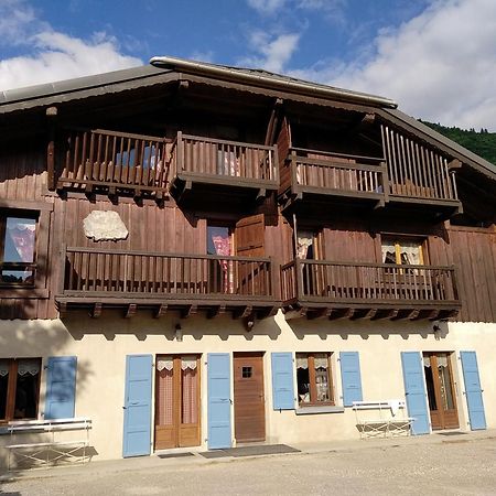 Villa La Ferme d'Henriette, à Samoëns Esterno foto