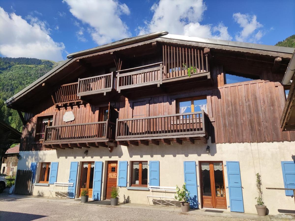Villa La Ferme d'Henriette, à Samoëns Esterno foto