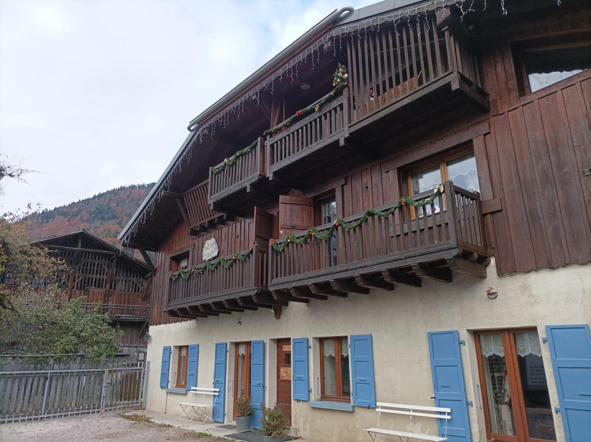 Villa La Ferme d'Henriette, à Samoëns Esterno foto