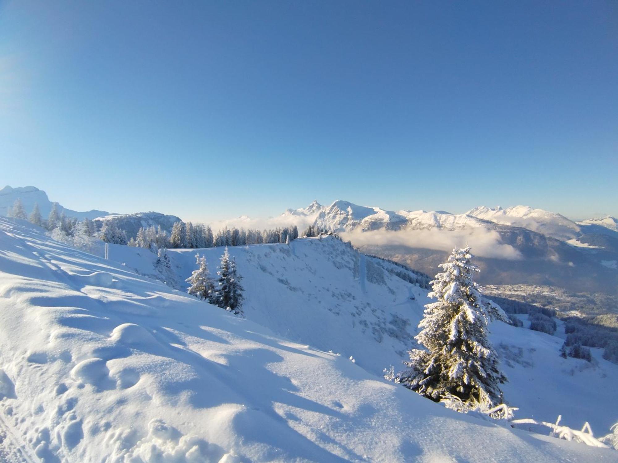 Villa La Ferme d'Henriette, à Samoëns Esterno foto